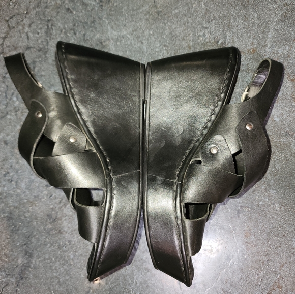 Born Cataleen Wedge Sandles Women's size 9 - Picture 7 of 11